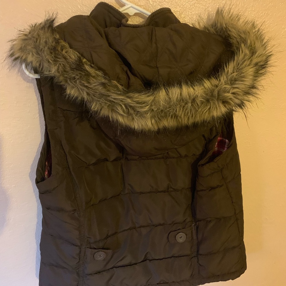 Brown Puffy Zip-Up Vest